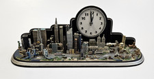 TESTED and WORKS Rare Danbury Mint The New York City Skyline Desk Clock picture
