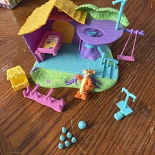 Vintage 1998 Pooh's Friendly Places Tigger's Tree House Mattel picture