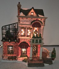Vintage Santa's Workbench Christmas Light Up House The Terrace Tea Room Village picture