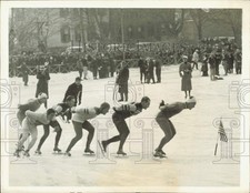 1936 Press Photo Allan Potts and Olympic skating team compete at New York meet picture
