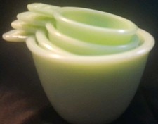 Vtg Gooseberry Patch Jadeite 4 Pc Measuring Cup Set Very Nice Condition  picture