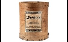 Antique B Heller & Co Zanzibar Brand Allspice Wooden Spice Bucket Tub Lid 25 lb picture