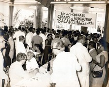 RARE CUBA CUBAN ERNEST HEMINGWAY TYPE I BACARDI PORTRAIT ORIG PHOTO MA75 picture