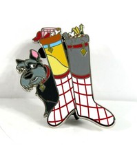 Disney Christmas Advent Calendar Stocking Pin 2021 LR Lady And The Tramp picture