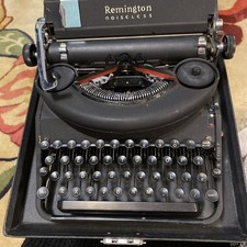 Vintage Remington Noiseless Portable Model 7 Typewriter w/ Case Retro Writer picture