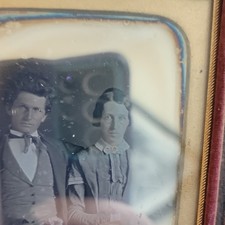 Antique 1/4 Quarter Plate Daguerreotype Photo Couple Portrait 1850s Embossed Cas picture