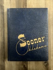 VINTAGE 1943 Oklahoma Sooner Annual Yearbook University of Oklahoma VERY GOOD picture
