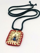 Religius/Scapular Escapulario De El Santo Nino de atocha Potente Para Protección picture