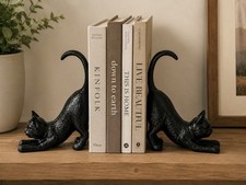 Vintage Style Pair Of Cast Iron Playful Black Cat Bookends Figurines Heavy Duty picture