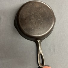 Griswold Cast Iron Skillet No. 4 7 Inch Vintage Frying Pan Small Logo B picture