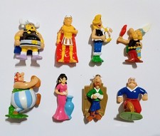 ASTERIX IN BRITAIN RARE KINDER SURPRISE FIGURES SET - VINTAGE COLLECTIBLES picture
