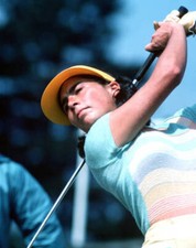 Golf 1975 Amy Alcott of the USA playing a shot Historic Old Photo picture