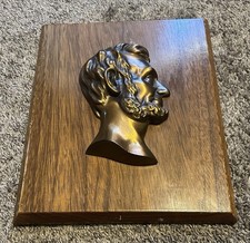 Vintage/Antique Abraham Lincoln Wall Hanging - Right Profile On Wood Plaque picture