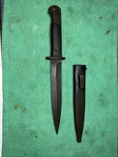 ORIGINAL Portuguese m/948 SMG stiletto dagger type blade bayonet & scabbard Nice picture