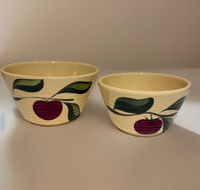 Vintage Watt Three Leaf Apple Nesting Nappy Bowls Size 7 and 8 Ribbed 1950s HTF picture