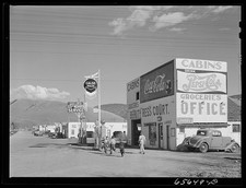 Photo:Missoula Montana 1942 Cabins Groceries Service Station Coca-Cola picture