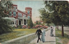 Tampa Florida People Walk Along Hyde Park c1910 Fashion Vintage Postcard picture