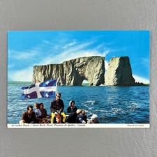 Postcard Le roch Perce Perce Rock Quebec Canada Boaters Boat Excursion 6x4