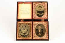Ambrotype of 3 Siblings in Quad 1/9 Plate Littlefield Molded Union Case V21 picture
