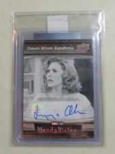 2022 UPPER DECK WANDAVISION ELIZABETH OLSEN CLASSIC SITCOM SIGNATURES AUTOGRAPH picture