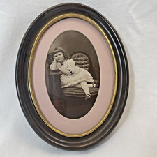Antique Oval Wood Picture Frame with Gold Gilt Trim & VTG Girl Portrait C. 1900 picture
