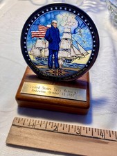 1987 United States Navy Memorial Dedication Painted Glass Medallion picture