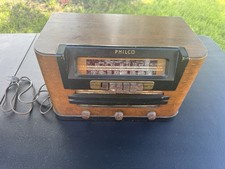 1942  - Vintage Philco Model 42-327T Table Radio Tested Has Sound See video picture