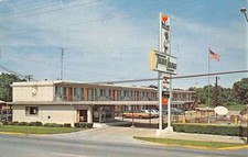 Michigan City Indiana Travelodge Street View Vintage Postcard K42265 picture