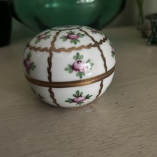 Herend SPROG (Petite Sevres Rose) Trinket Box Hand Painted w/24kt gold trim picture