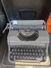 Vintage Underwood Champion Portable Typewriter w/ Case 1930’s  Black Case picture