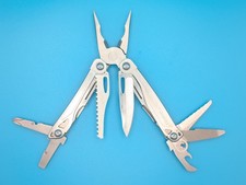 Leatherman Sidekick Multi-Tool, Knife, Pliers, Saw, Stainless picture