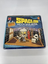 🔥 Vintage Mattel Space: 1999 Moon Base Alpha Complete VG+ 50yrs old 1976 #9592 picture