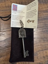 Disney Parks Magic Key Collection Mr Toad Metal Key Felt picture