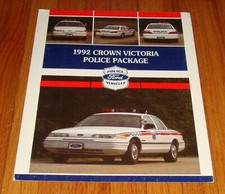 Original 1992 Ford Crown Victoria Police Package Sales Brochure picture