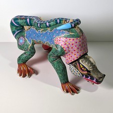 Antonio Mandarin Oaxaca Iguana Alebrije Wood Carving Vintage Signed 16 inches picture