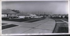 1953 Press Photo Stanford Dr housing units in Cleveland, Ohio picture