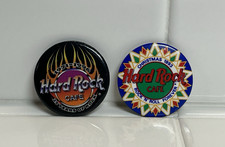 Vintage Hard Rock Cafe Pinback 2 Button Lot 1993 Christmas - 1996 25 Years Rock picture