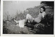 20th CENTURY WOMAN Vintage SMALL FOUND FAMILY PHOTO Original B+W 54 40 D picture