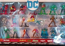 DC MetalFigs DC2-1 1:64 Metal Mini Figure Set Superman Wonder Woman Exclusive picture