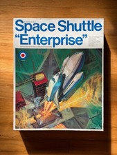 Vintage 1978 Entex NASA Space Shuttle Enterprise 1/144 Kit 8529 Launch Pad picture
