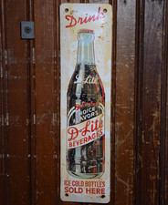 D-LITE BEVERAGES ICE COLD BOTTLE STAMPED PAINTED METAL DEALER SIGN 1950s VINTAGE picture