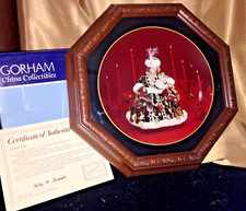 Vintage RED Christmas Lady Gorham Collector’s Plate & Wall Frame COA Orig Box picture