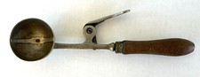 Vintage Wood Handle Quick & Easy #16 Ice Cream Scoop Erie Specialty Co c1908 picture