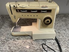 Singer Stylist 6548 Vintage Sewing Machine with Case Tested Working picture