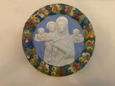 MADONNA, CHILD, & ANGELS SIGNED Niccacci Deruta Wall Plaque Italy 9.5” Diameter picture