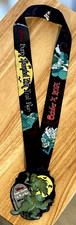 2014 DISNEY HAPPY HAUNTED 5K TRAIL RUN GLOW IN THE DARK RUBBER MEDAL LANYARD picture