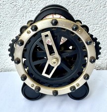 Invotis Wil van den Bos Style Design Radar Clock Industrial Gear Table Clock picture