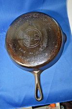 Vintage GRISWOLD 710A  #9 cast iron skillet Block Logo picture
