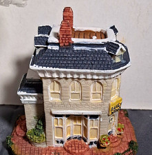 International Resourcing Services Christmas Village House AH43 1993 Boxed picture