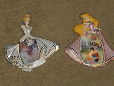 2 Disney Princess Bradford Excange Wall Plaques Sleeping Beauty & Cinderella picture